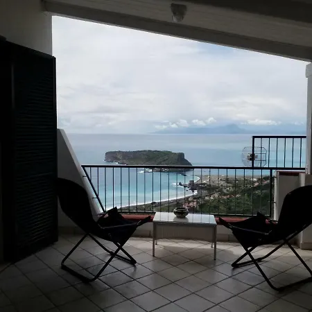 Semesterbostad La Terrazza Sull Isola Di Dino *