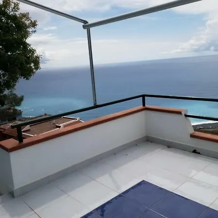 Semesterbostad La Terrazza Sull Isola Di Dino *